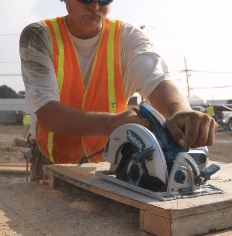 Inuitive usage of the Makita 5007MGA