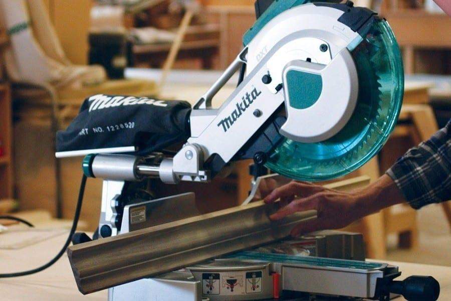 Makita LS1016L