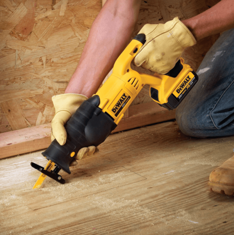 The fast, aggressive cutting action with the DEWALT DC385B