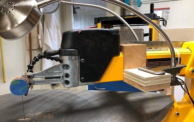 Scroll saw with added light